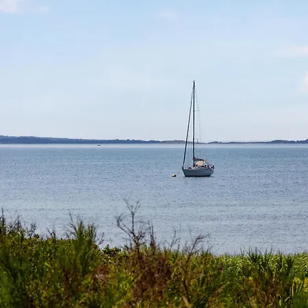 Holiday home Lovely With Sea View And Activity Room,